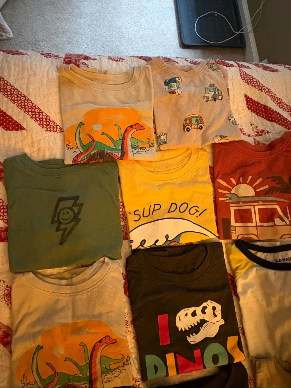 Lot of 17 Short Sleeved Old Navy Boys’ 4T Tops